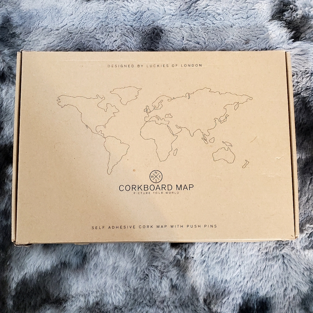 16 Piece 100 X 45.8 CM Self Adhesive Corkboard World Map Includes Push Pins